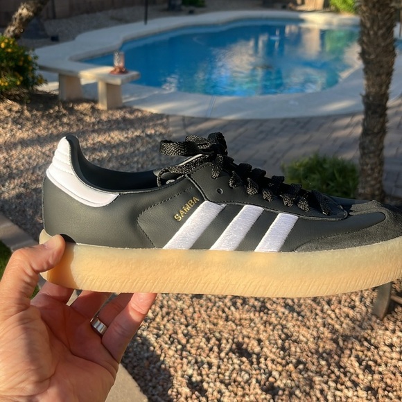 NWT Adidas Sambas - Picture 7 of 8